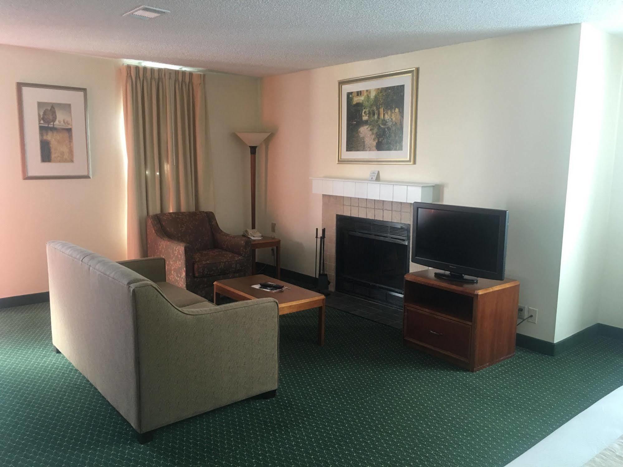 Fairbridge Inn & Suites - Akron Copley Township - West المظهر الخارجي الصورة