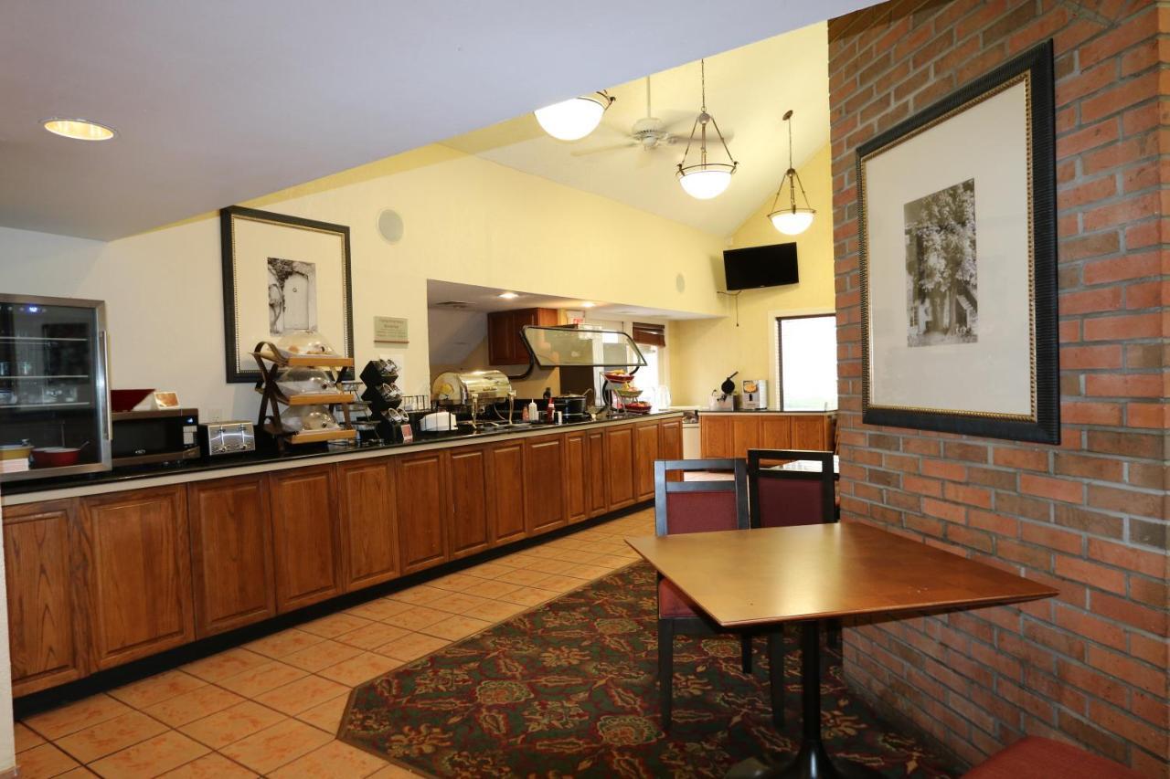 Fairbridge Inn & Suites - Akron Copley Township - West الغرفة الصورة