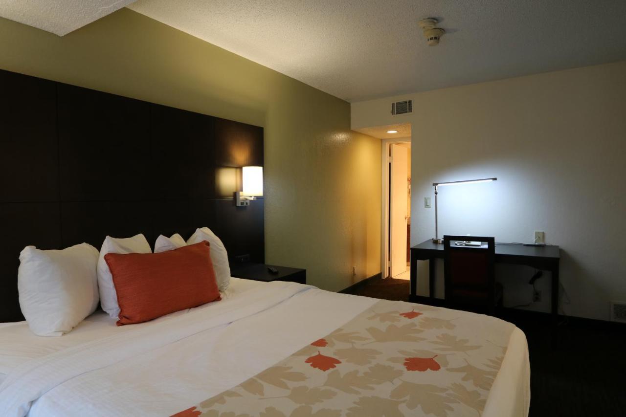 Fairbridge Inn & Suites - Akron Copley Township - West الغرفة الصورة